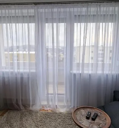 Viztorony Apartman * Komló
